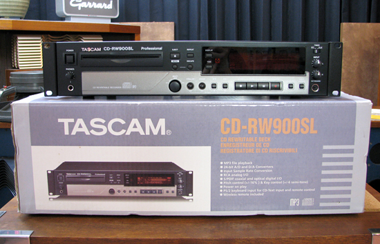 TASCAM CD-RW900SL タスカム CDプレーヤー