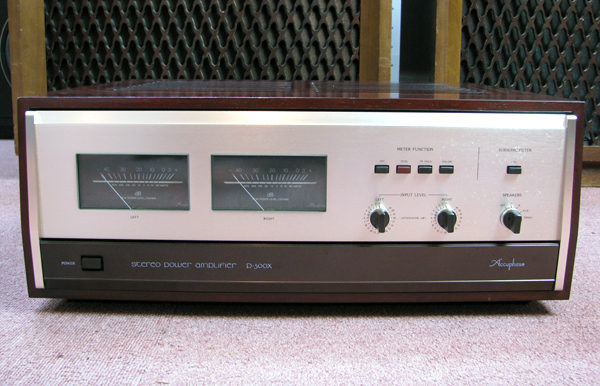 Accuphase P-300X アキュフェーズアンプ写真