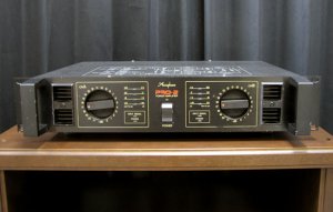 Accuphase PRO-2 アキュフェーズ 業務用パワーアンプ写真