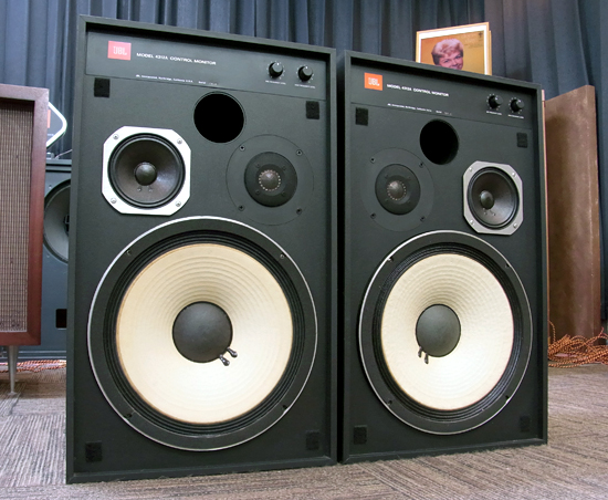 JBL 4312A スピーカー写真